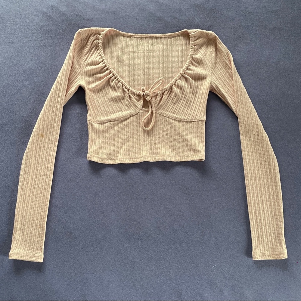 Aeropostale Light Pink Tie-Front Long Sleeve Crop Top